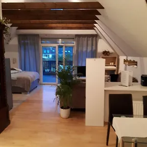 Apartment Limaropa, Köln
