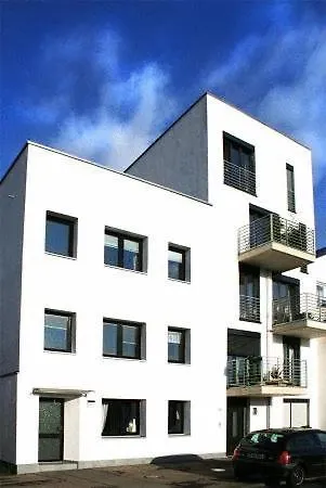 Koeln Appartement contacts